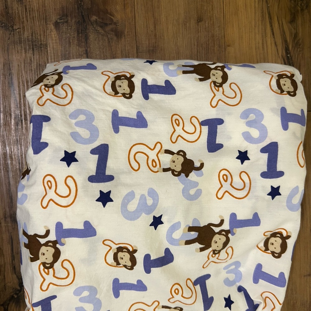 Playful Blue and Orange Mattress Cover with Dog Motifs